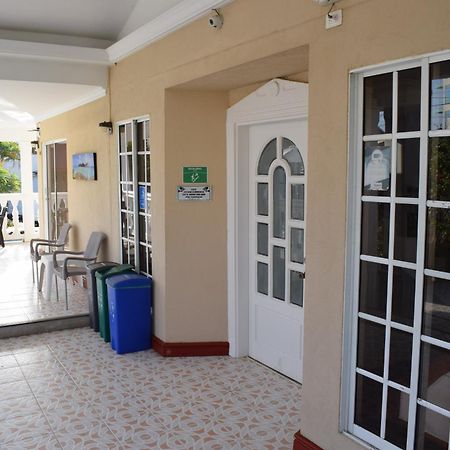 Hostal Marlyn San Andrés Exteriör bild