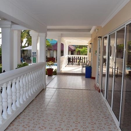Hostal Marlyn San Andrés Exteriör bild