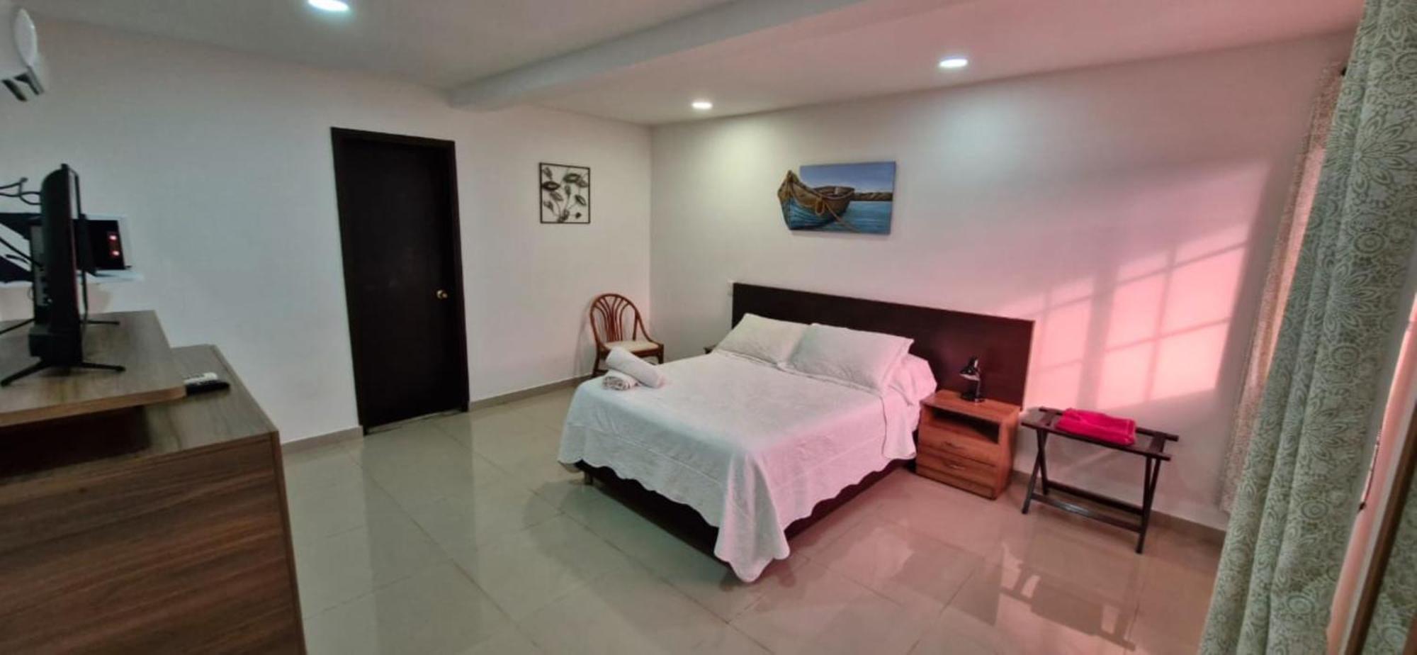 Hostal Marlyn San Andrés Exteriör bild