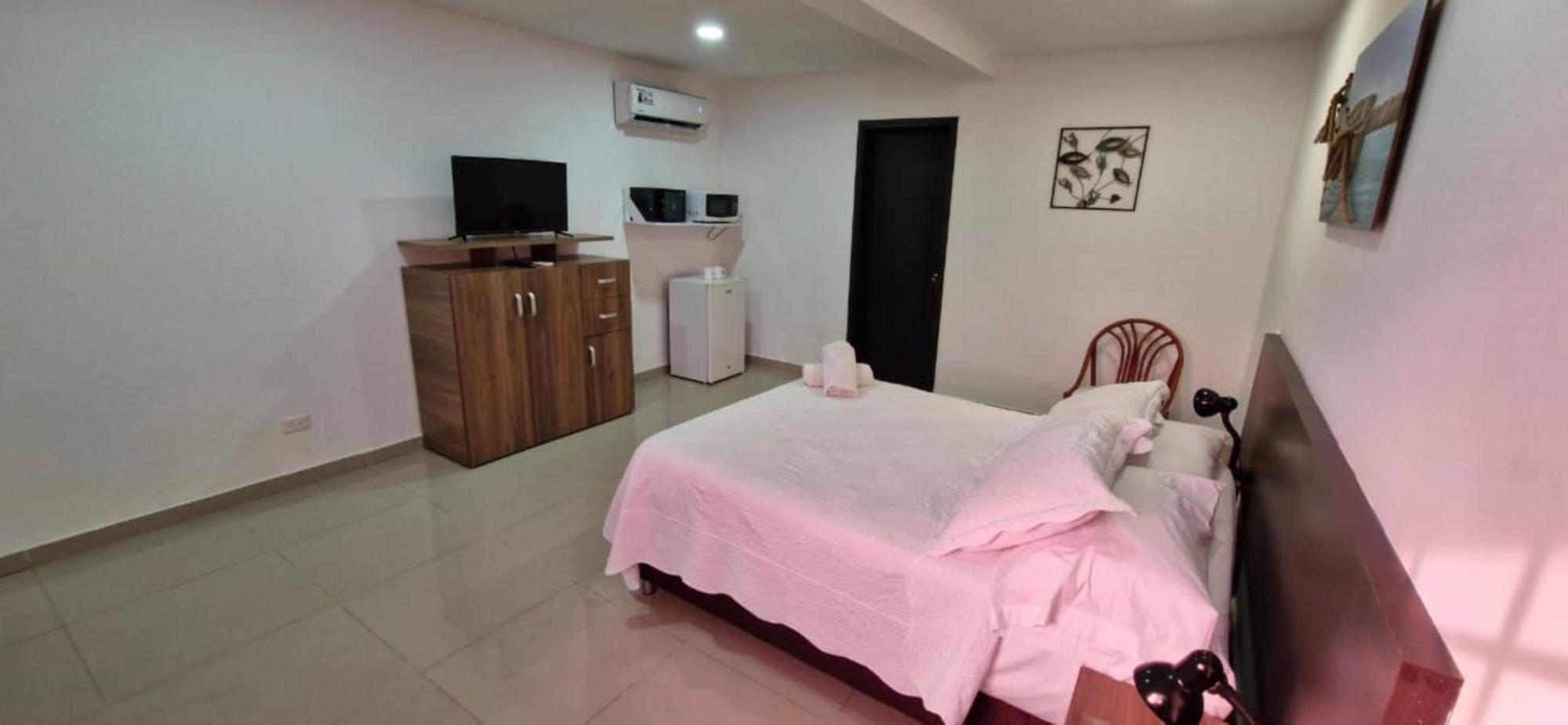 Hostal Marlyn San Andrés Exteriör bild